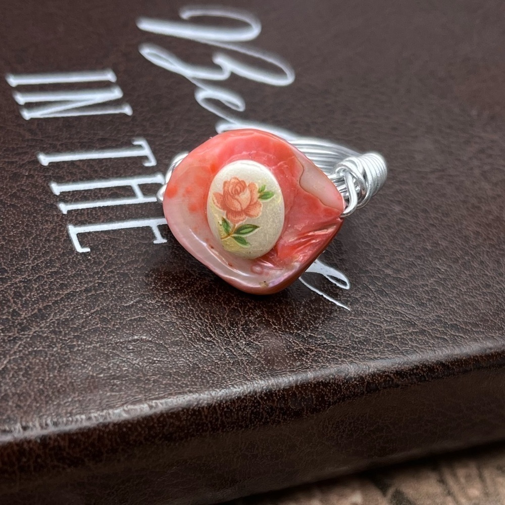 Y2K Handmade Rose Cabochon Ring 6.5 Cottagecore Fairycore Coquette